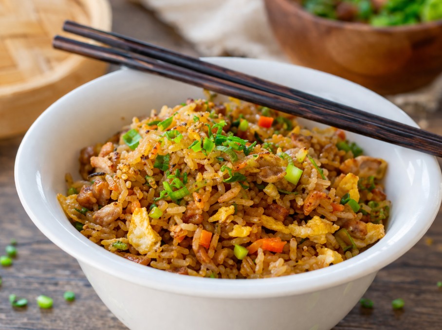 Riz sauté aux légumes